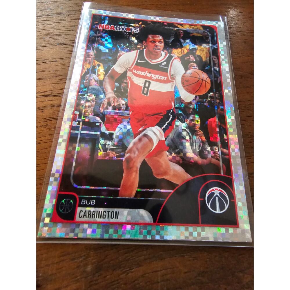 Bub Carrington - 2025-2026 Topps NBA Hoops #236 - Pixel Burst - Wizards - NBA - Picture 3 of 3